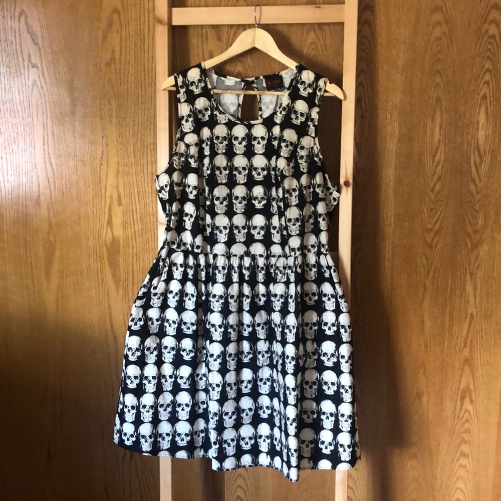 ModCloth Folter Skull dress